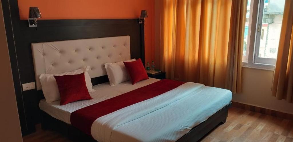 Uday Palace Joshimath Hotel Luaran gambar