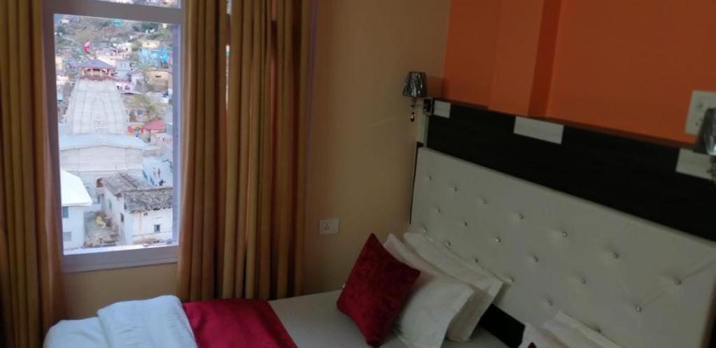 Uday Palace Joshimath Hotel Luaran gambar