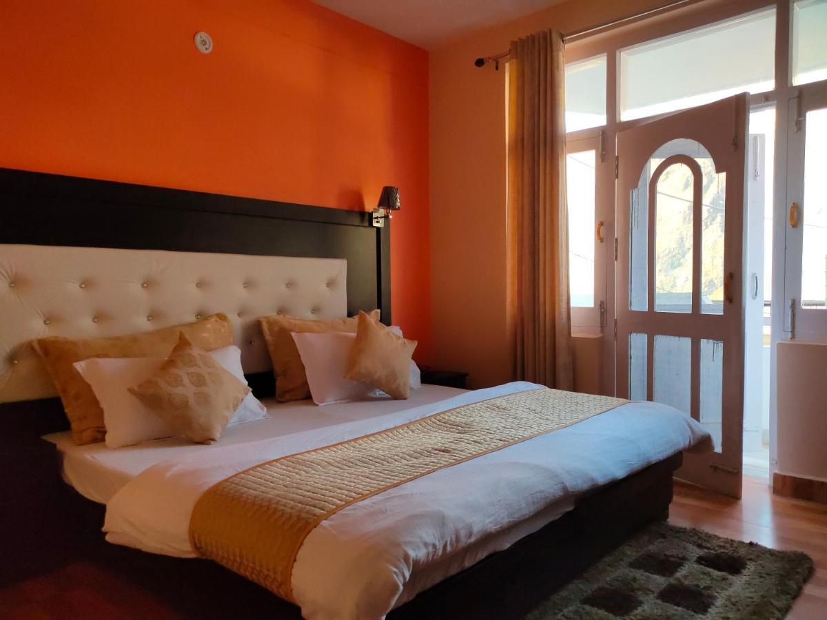 Uday Palace Joshimath Hotel Luaran gambar